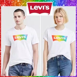 NWOT Levi's Pride Rainbow Logo Shirt